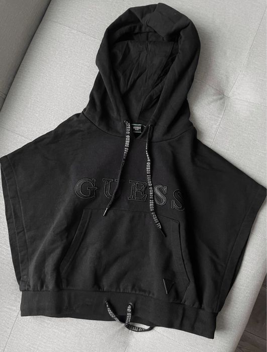 Суичър на Guess