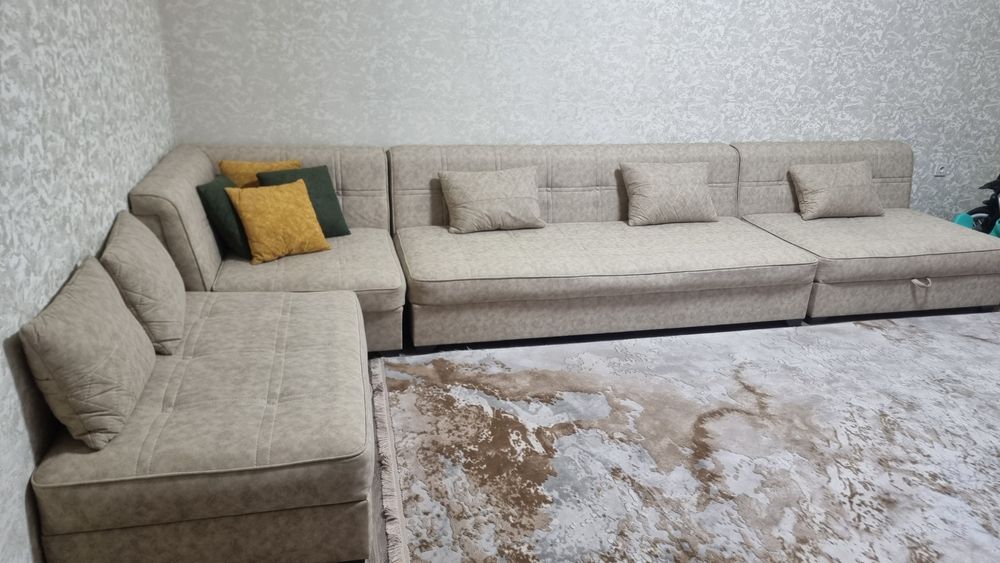 Продаётся диван-уголок