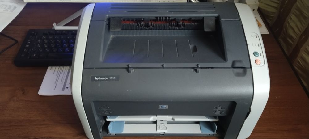 Принтер HP Laserjet 1010