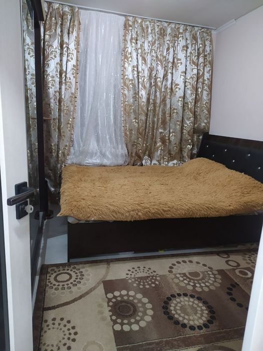 1,5 sotikga qrilgan 160 kv metrlik katej