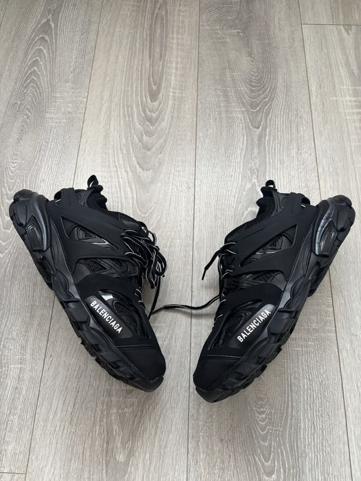 Balenciaga Track