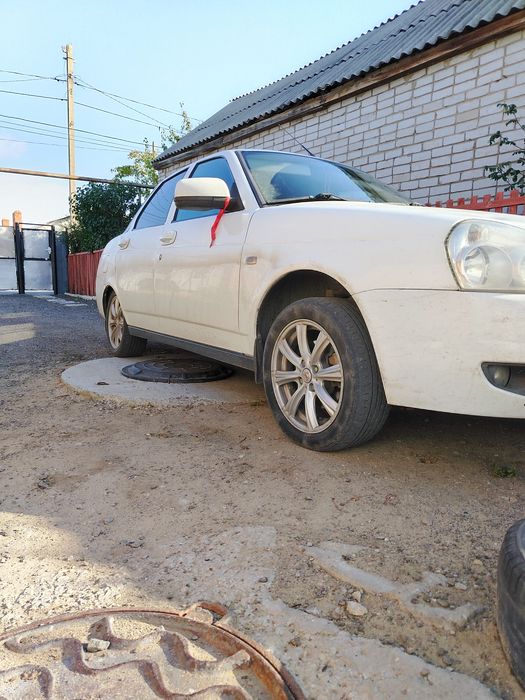 Продам приора 2 2014 год