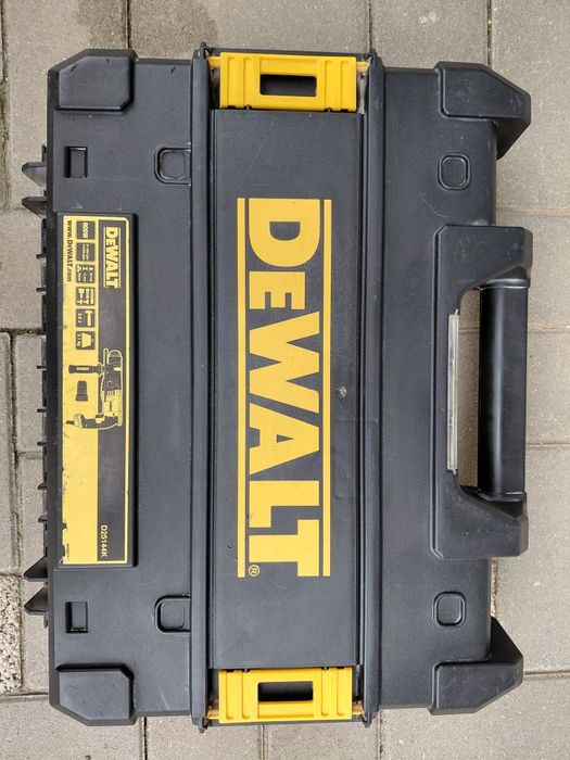 Dewalt d25144 перфоратор