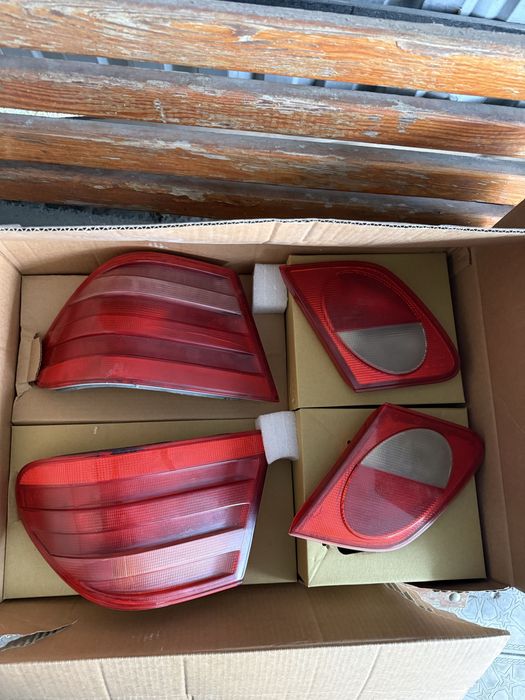 Задние фары мерседес W210