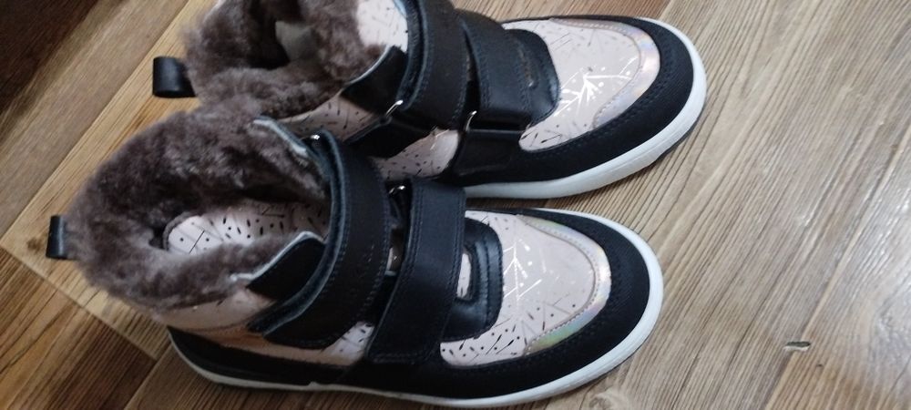 Кожаные новые полусапожки