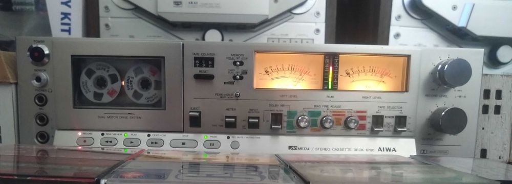 AIWA AD-6700 /2-Head /2-FG Motor /cassette deck Argintiu