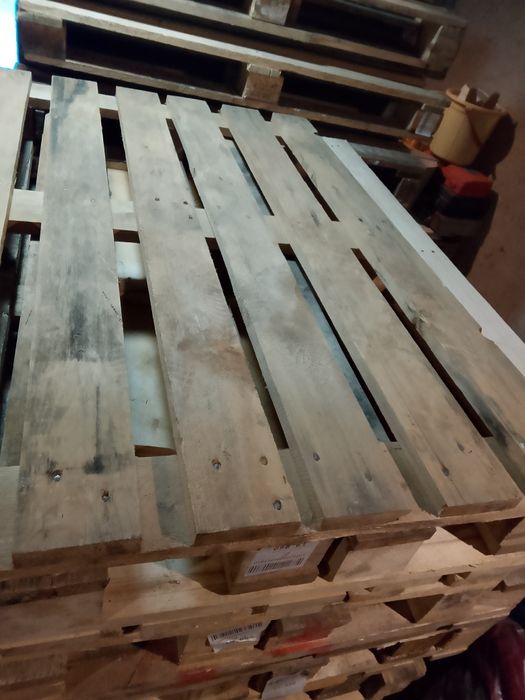 Поддоны (паллеты)