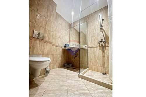 Дава се под наем Двустаен апартамент в Варна, Аспарухово - 65 кв.м за 548.25 € - Снимка #8