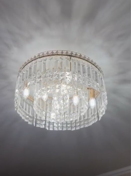 Люстра , в гостиную