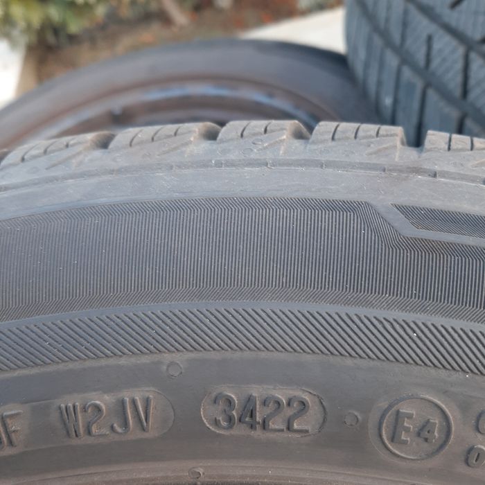 Set roți iarnă Barum 205/55/16       1300lei