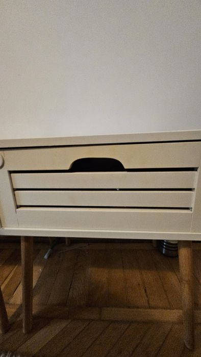 Doua noptiere Jysk Broby