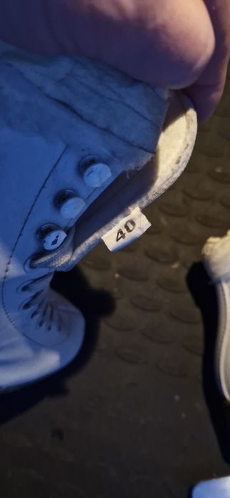 Продаются коньки