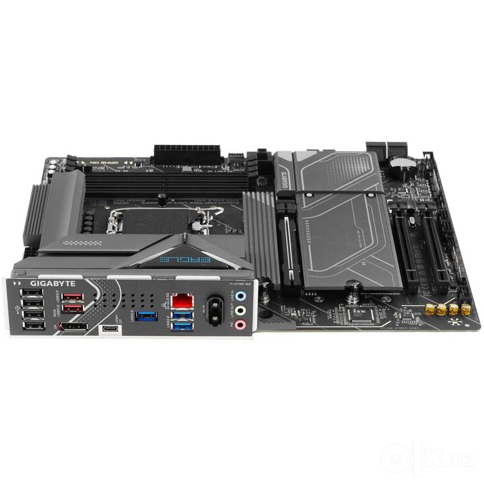 { Материнская плата Gigabyte Z890 Eagle WiFi7 DDR5