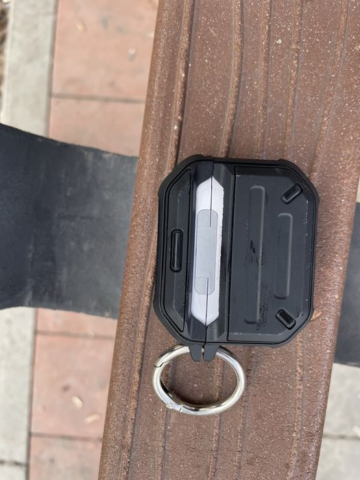 AirPods 3 Б/У Чехол в подарок