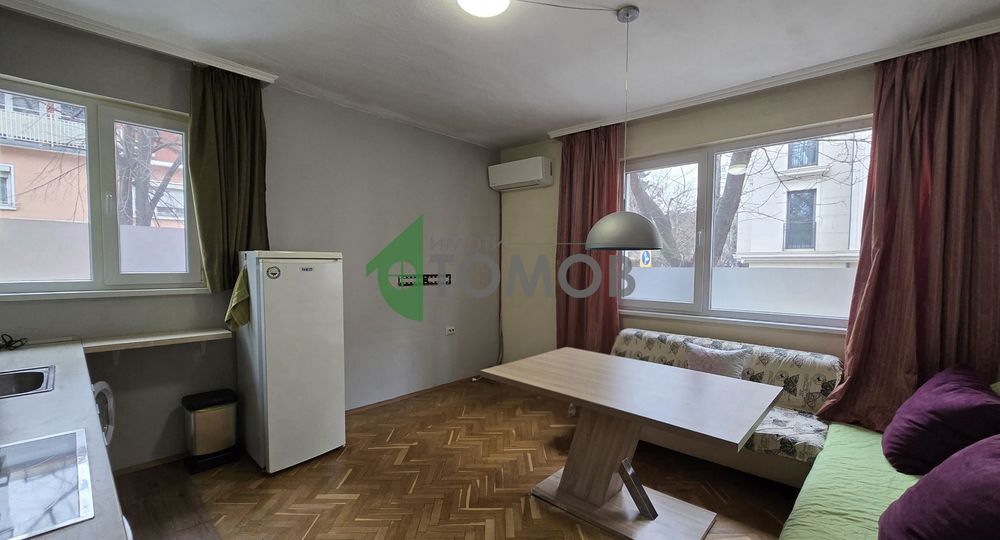 Продава се Четиристаен апартамент в Стара Загора, Център - 86 кв.м за 898 €/кв.м - Снимка #2