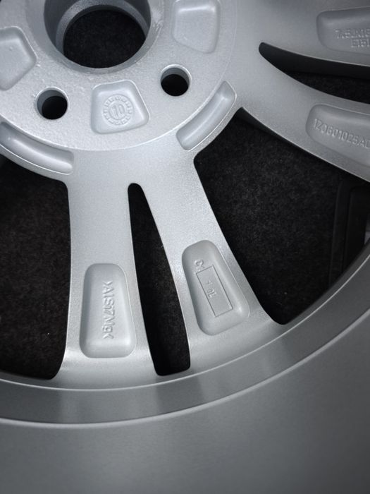 Джанти Шкода VRS 18