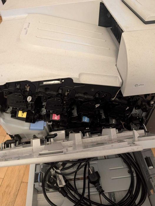 Imprimantă laser color HP LaserJet 500 M551 – A4