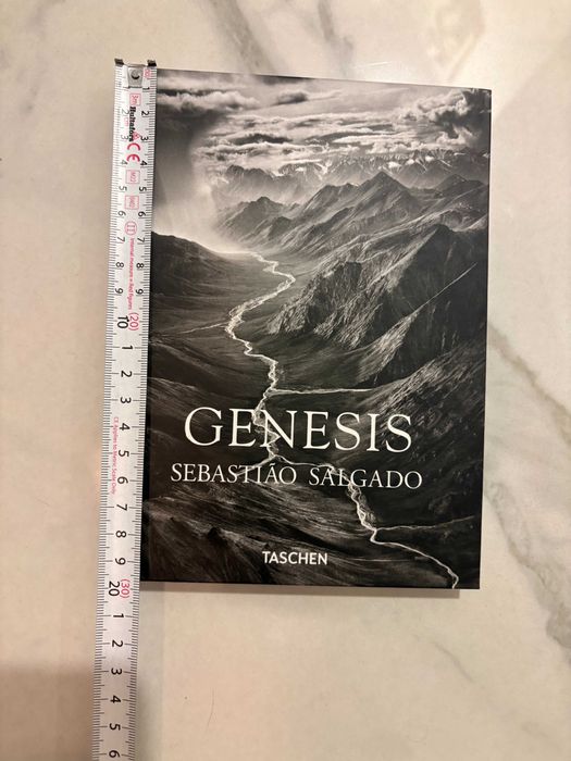 album foto Sebastiao Salgado Genesis editie mica hardcover 2022 noua