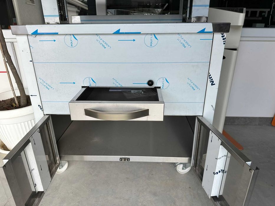 БАРБЕКЮ / СКАРА на дървени въглища с Асансьор