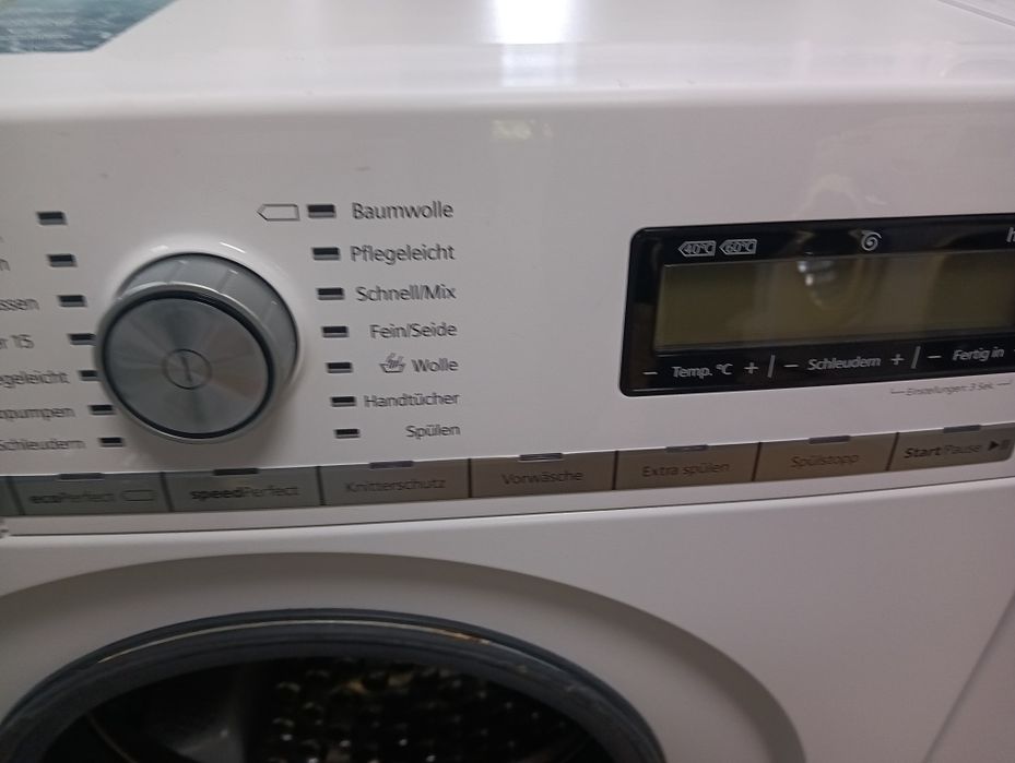 Комплект пералня и сушилня с термопомпаSiemens IQ800 2 години гаранция