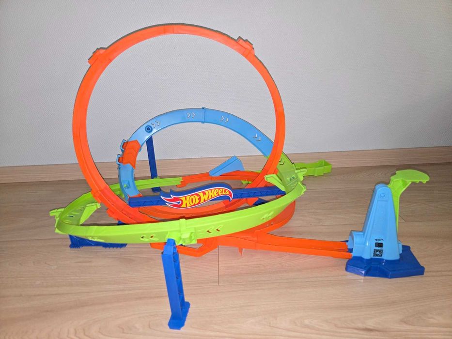 Hot Wheels / Хот Уилс Писта