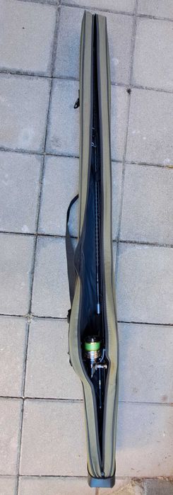 Комплект за морски спининг риболов+калъф.