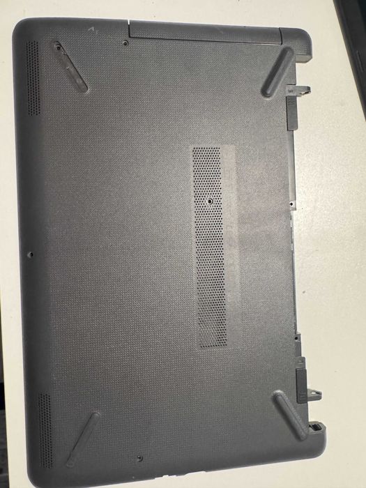 Dezmembrez HP 250 G6 - display, top case, bottom case - 250 lei