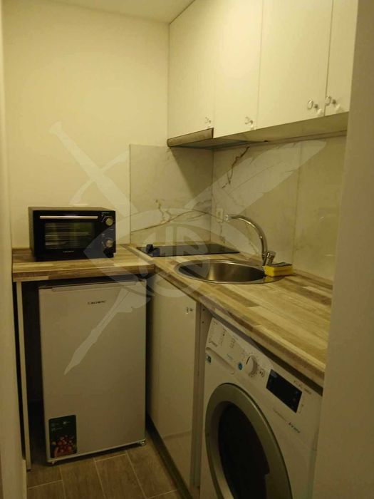 Дава се под наем Едностаен апартамент в Варна, Бриз - 25 кв.м за 325 € - Снимка #1