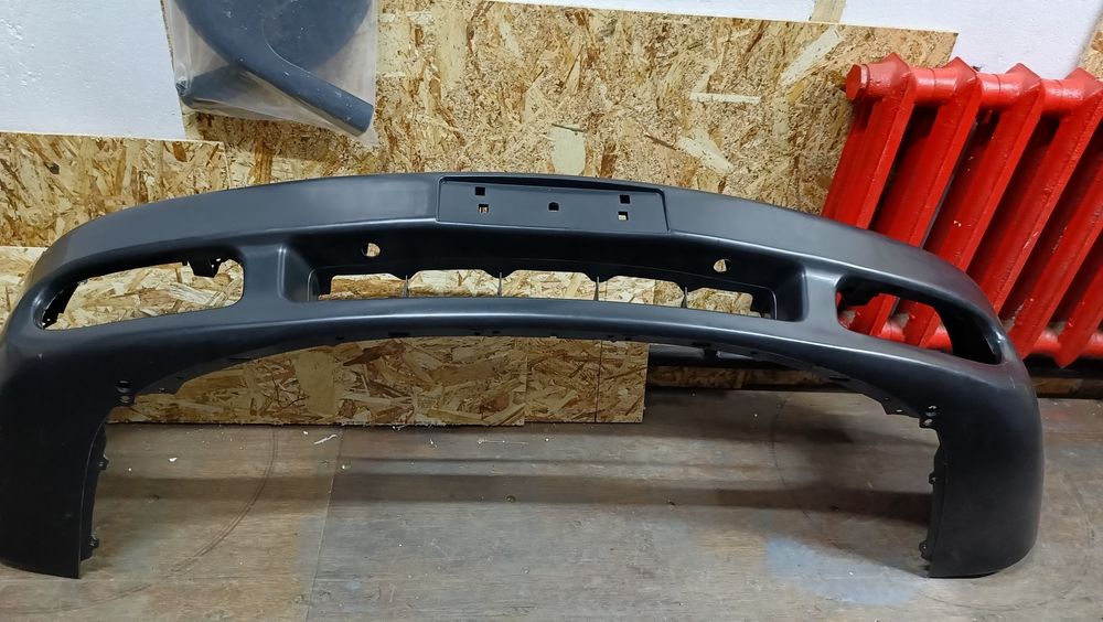 Бампер Mazda 626кронус