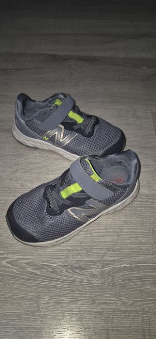 Детские кроссовки New Balance