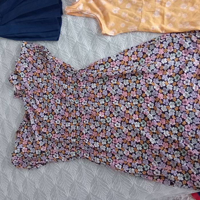 Set lot 4 rochite fata fetita 8 9 ani 134 fusta fustita vara toamna