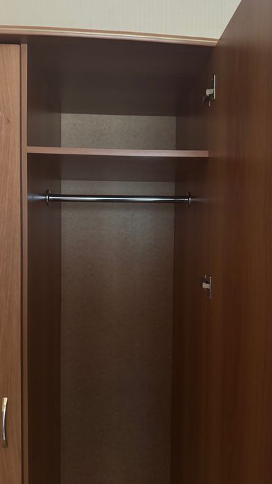 Продам шкаф (б/у)