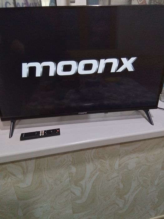 Телевизор moonx 32 смарт два пульта