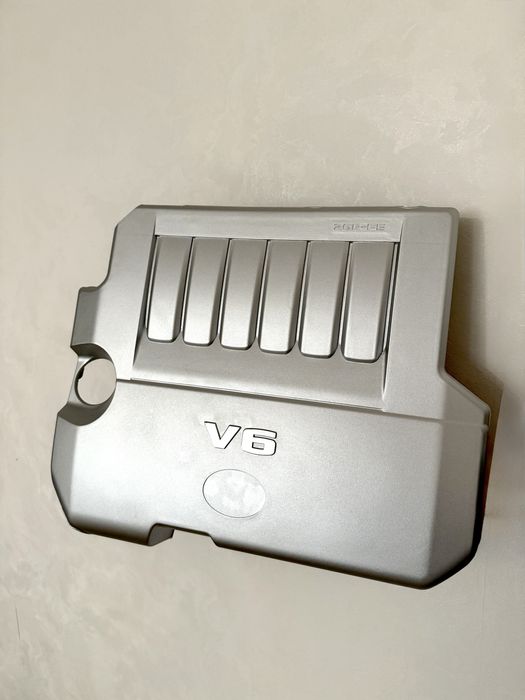 Крышка двигателя 2GR-FE Toyota Lexus 3.5