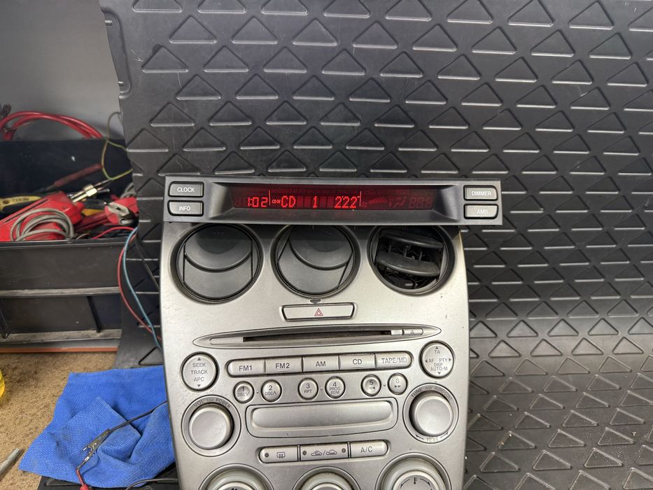 Display Ceas bord Mazda 6 Piese Dezmembrari Mazda Preturi mici!