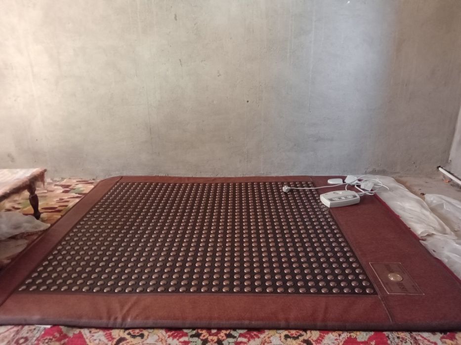 Нуга бес сотилади