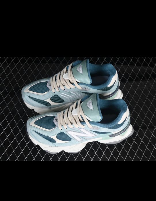 New Balance 9060