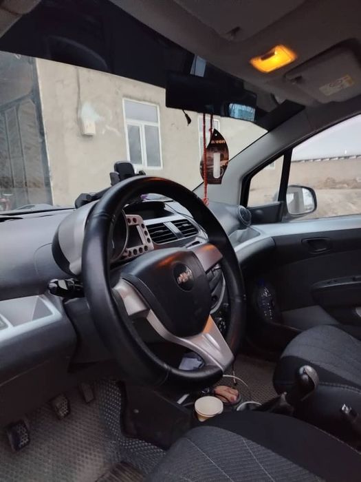 Spark metalika sotiladi