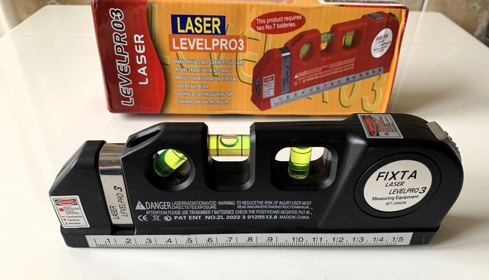 Boloboc cu nivela laser si ruleta nou