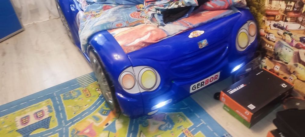 Продам мебель в детскую