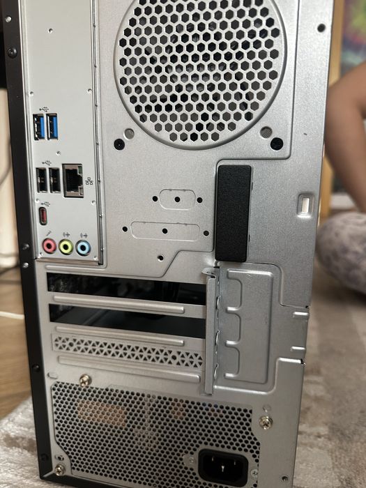 Продаю корпус ПК