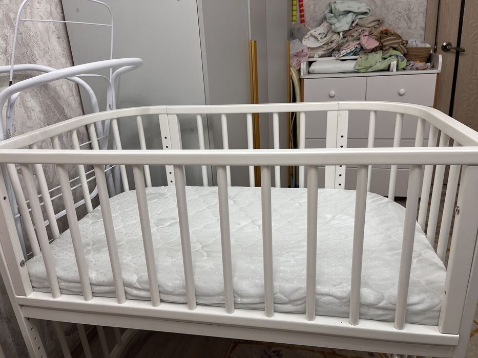 продам приставную кровать детскую