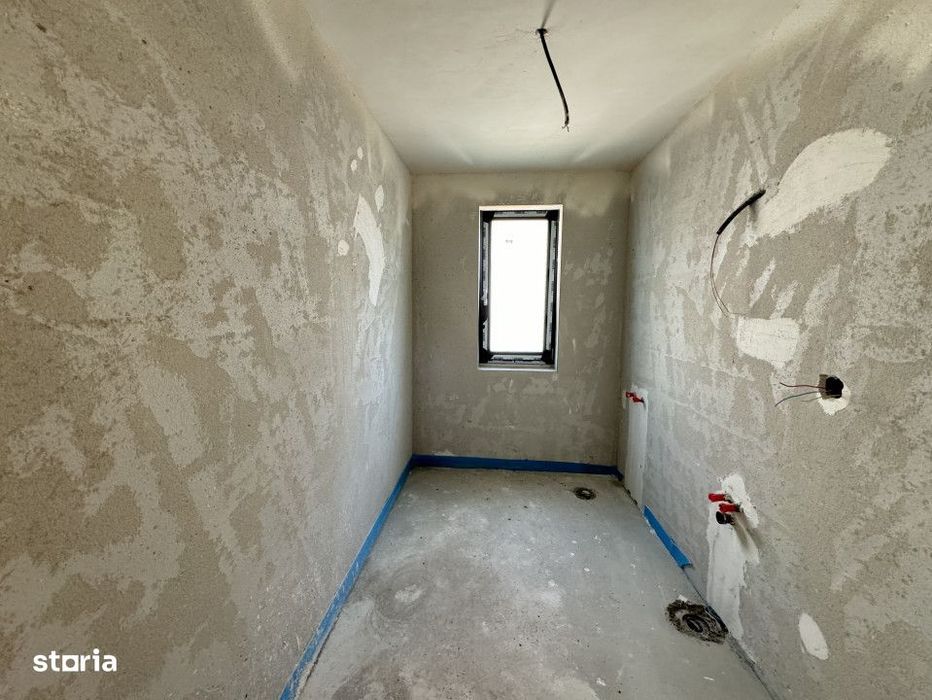 Casa tip duplex, 135mp utili, 4 camere, Semifinisata, Garaj, Zona Taut