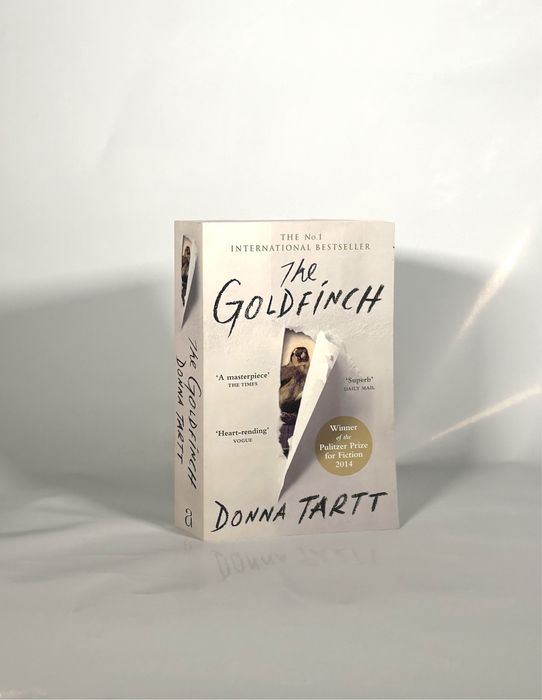 Книги на български/английски език