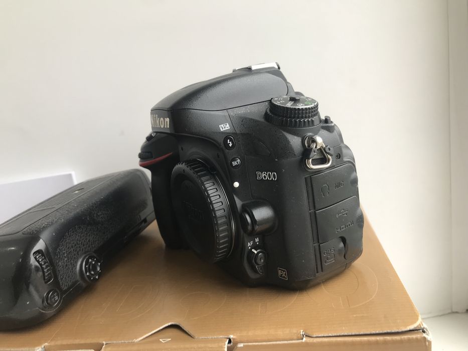 Nikon D600 body. Хорошем состоянии