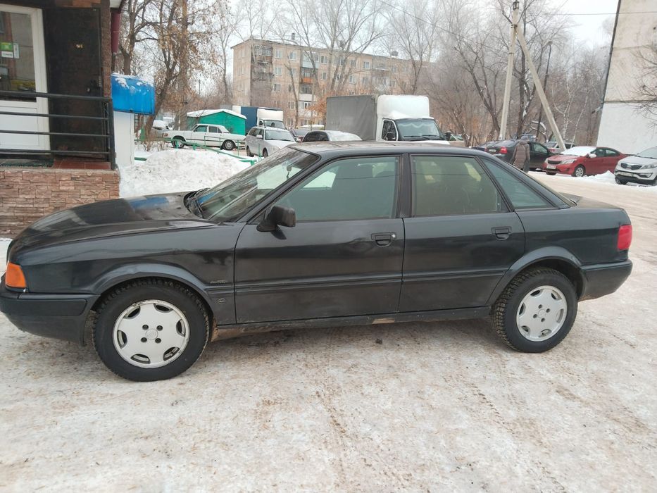 Продажа хороше авто  Ауди Б4