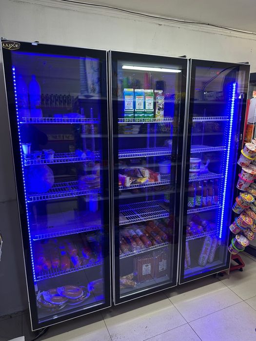 Холодильник витриный