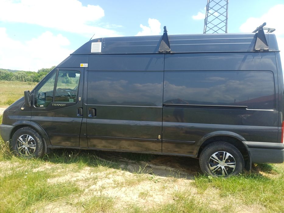Ford tranzit 2.2 tdci  2010