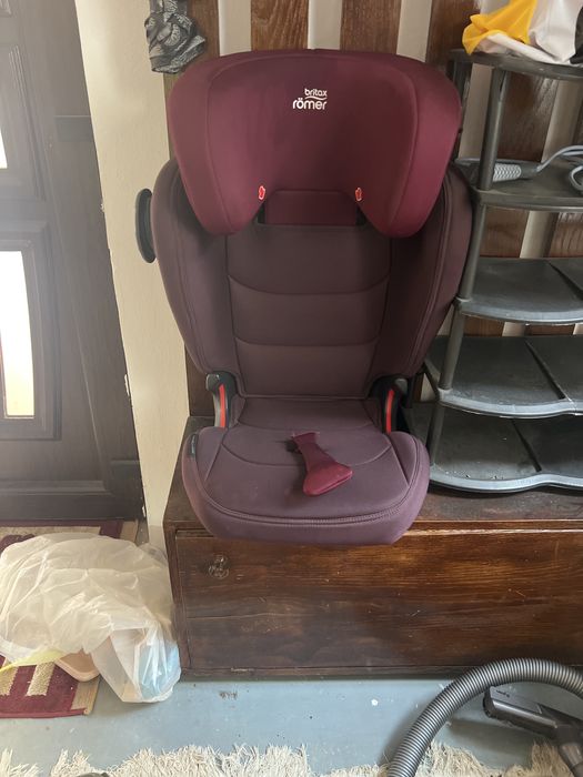 Scaun copil isofix britax 9-36 kg