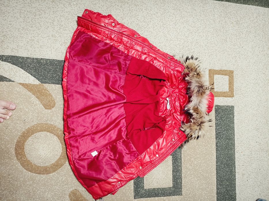 Зимняя куртка для девочки